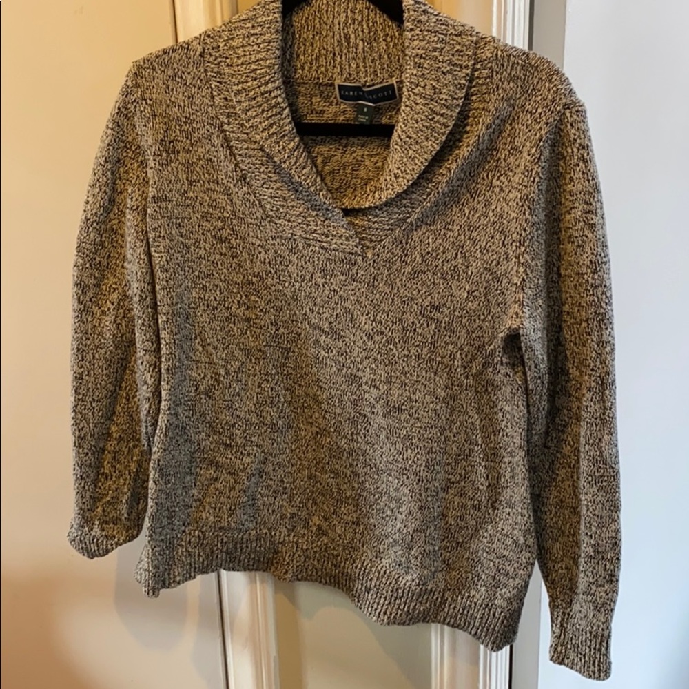 White and black sweater